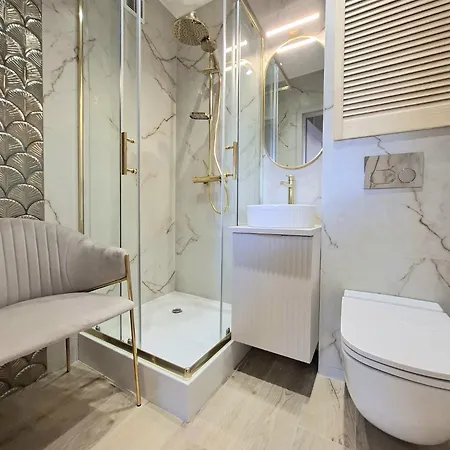 Gold In The Old Town Apartment *