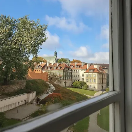 Gold In The Old Town * Varsovie