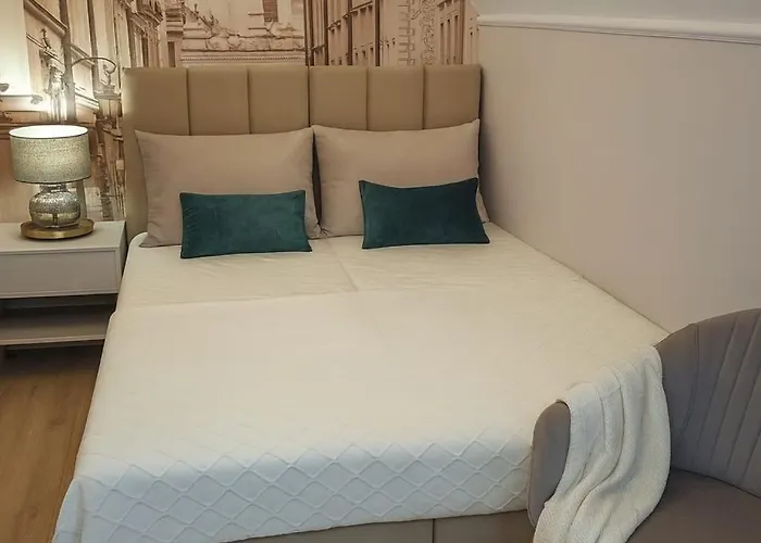 Gold In The Old Town Apartment Warsaw